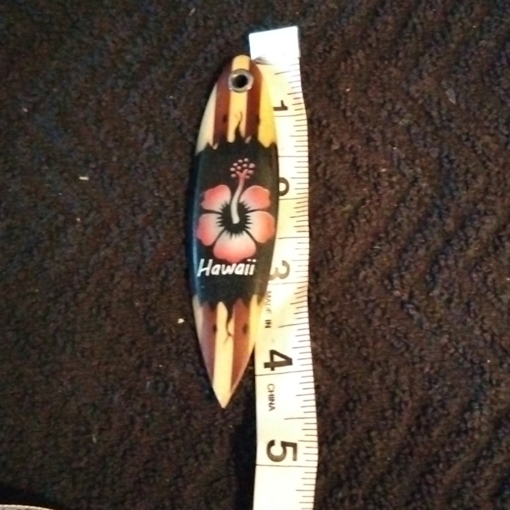 Surfboard keychain